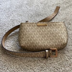 Michael Kors belt bag